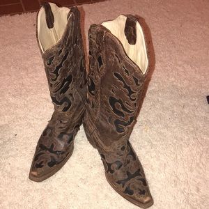 Corral boots